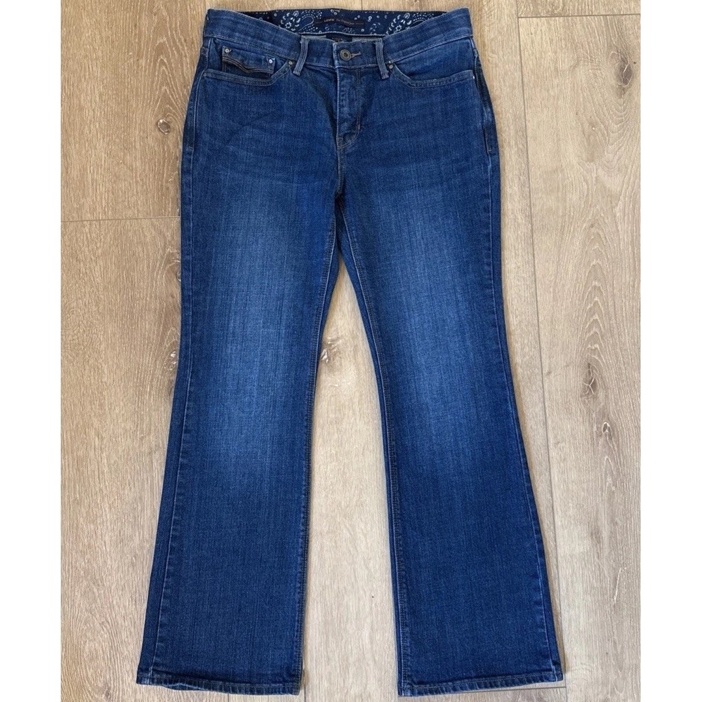 Levi's Women's Jeans 585 Bootcut Size 10 Mid-Rise Classic Fit EUC Perfect Waist